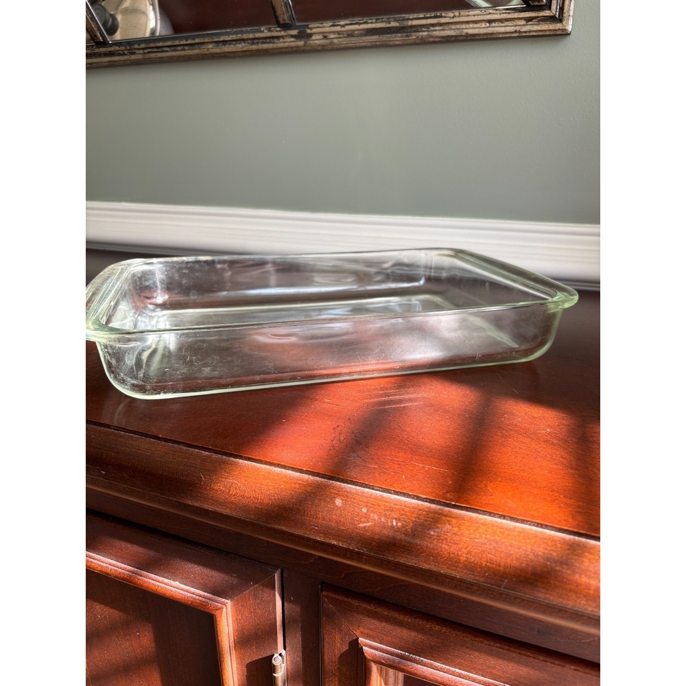 Vintage PYREX Baking Dish 233-N Clear